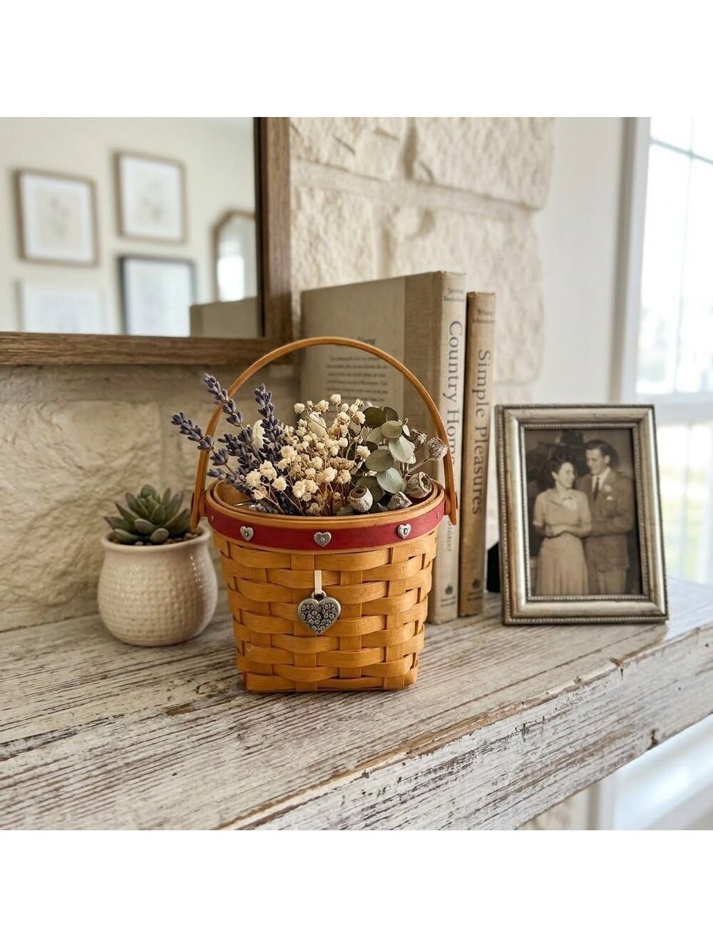 Longaberger 2001 Sweetheart Love Notes Basket w/ Protector. 5" tall